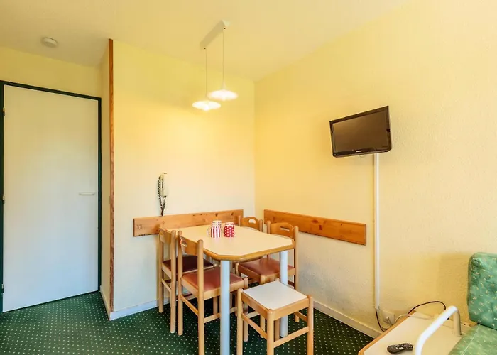 Lägenhet Le De 4 - 2 Pieces Pour 5 Personnes De 26m² Mae-8143 *